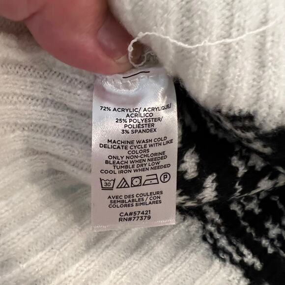 NWT Ann Taylor Winter White and Black Fairisle Turtleneck Soft Sweater - SMALL - Picture 8 of 8